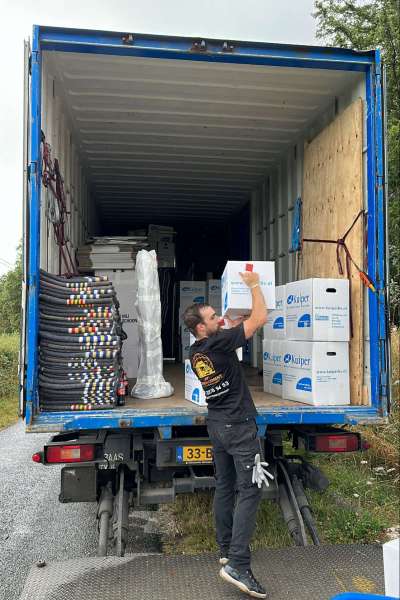 7EC96DF6-C95C-42CA-8FF0-3048A9614F37 7EC96DF6-C95C-42CA-8FF0-3048A9614F37